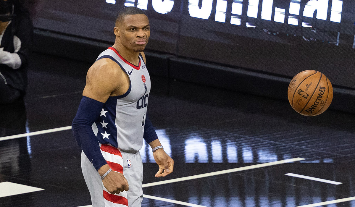 Westbrook traded to Lakers in blockbuster deal - report